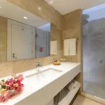 Lugga Boutique & Hotel 3*