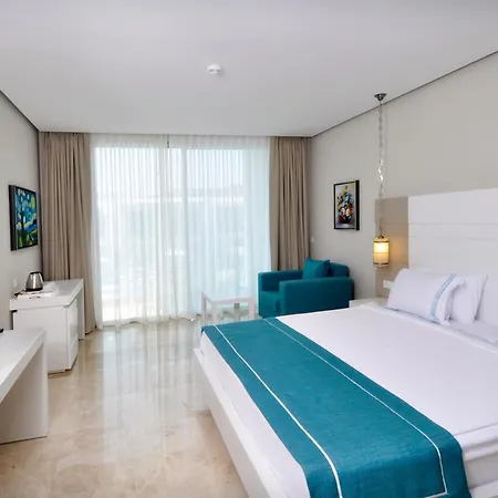 Lugga Boutique & 3* オータキャンツ