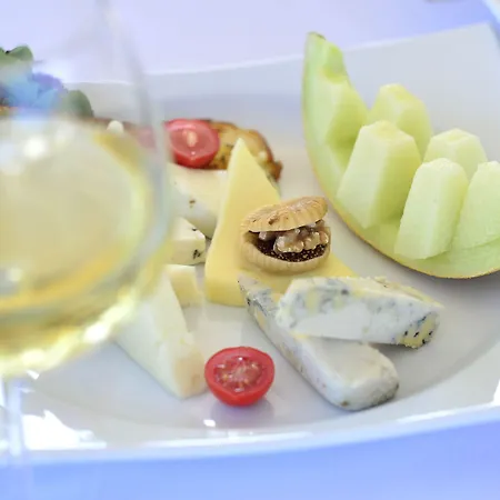 Lugga Boutique & 호텔 3*