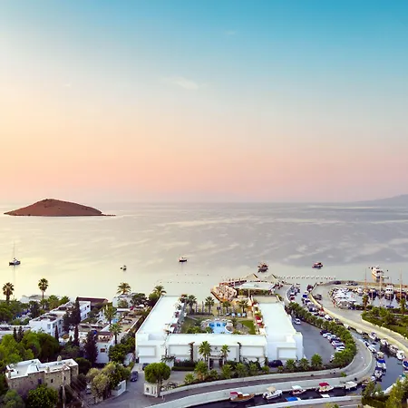 Lugga Boutique & オータキャンツ