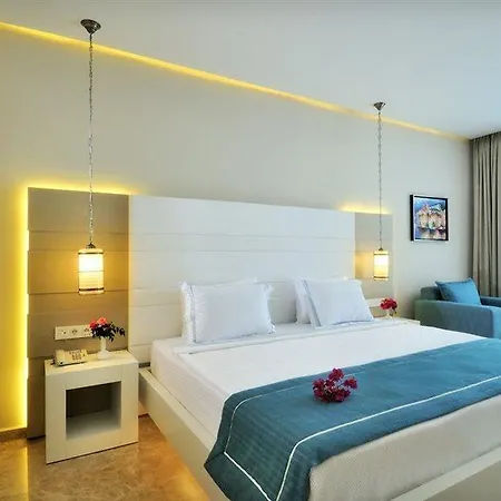 Luga Boutique Hotel&beach