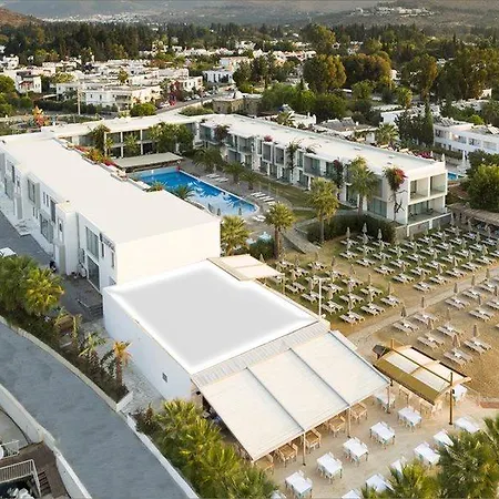 Luga Boutique Hotel&beach Hotel