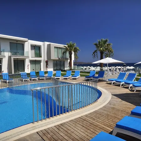 Hotel Lugga Boutique & 3*