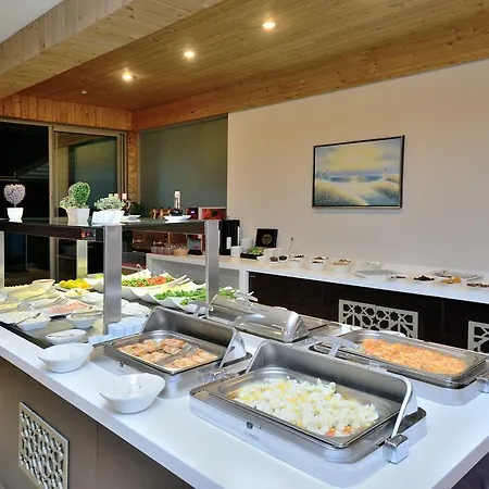 Luga Boutique Hotel&beach