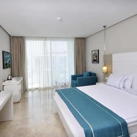 Luga Boutique Hotel&beach