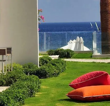 Luga Boutique Hotel&beach 3* Ortakent
